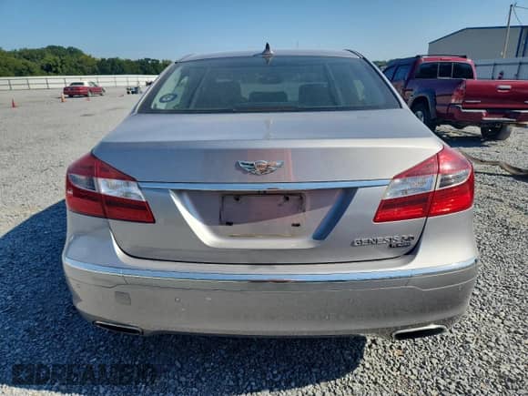 2012 Hyundai Genesis R-Spec с VIN KMHGC4DH9CU166541, выставлен на аукционе Copart как лот 80263315 с пробегом 159 406 миль миль и Списание • Salvage title. История ставок и продаж доступна на DreamBid. Изображение 6.