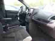 2019 Dodge Grand Caravan SE z VIN 2C4RDGBG1KR803438, wystawiony jako IAAI lot #42190748 z przebiegiem 84 070 mil mil oraz . Historia ofert i sprzedaży dostępna na DreamBid. Obrazek 5.