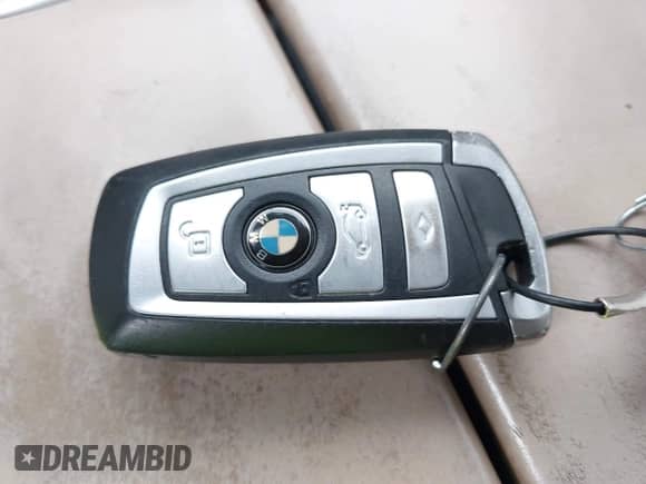 2011 BMW 7 Series 750Li xDrive с VIN WBAKC8C54BC432854, выставлен на аукционе IAAI как лот 42894912 с пробегом 118 390 миль миль и . История ставок и продаж доступна на DreamBid. Изображение 11.