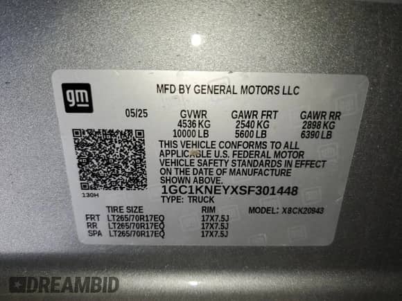 2025 Chevrolet Silverado 2500HD LT z VIN 1GC1KNEYXSF301448, wystawiony jako Copart lot #80892495 z przebiegiem 7 395 mil mil oraz Czysty tytuł • Clean title. Historia ofert i sprzedaży dostępna na DreamBid. Obrazek 12.