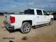 2016 Chevrolet Silverado 1500 LTZ z VIN 3GCPCSEC6GG367950, wystawiony jako Copart lot #63495475 z przebiegiem 135 067 mil mil oraz Szkoda całkowita • Salvage title. Historia ofert i sprzedaży dostępna na DreamBid. Obrazek 3.
