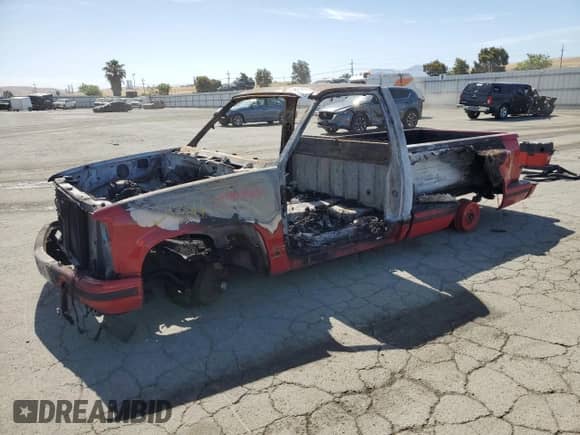 1995 GMC Sierra 1500 с VIN 1GTEC14K3SZ525616, выставлен на аукционе Copart как лот 58402965 с пробегом Не указан миль и На запчасти • Non repairable. История ставок и продаж доступна на DreamBid. Изображение 1.