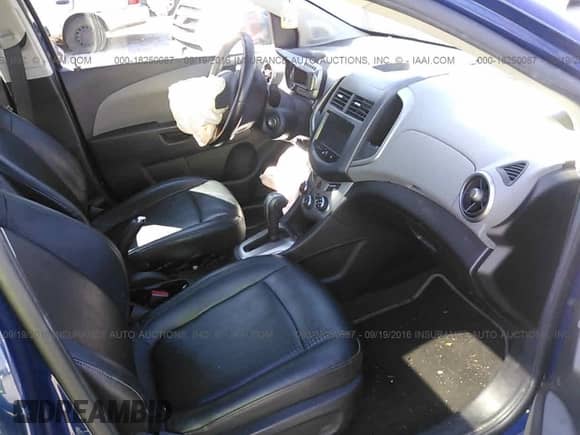 2013 Chevrolet Sonic LTZ с VIN 1G1JE6SH4D4248349, выставлен на аукционе IAAI как лот 18250087 с пробегом 40 527 миль миль и . История ставок и продаж доступна на DreamBid. Изображение 5.