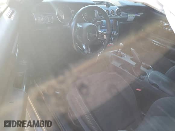 2021 Ford Mustang EcoBoost z VIN 1FA6P8TD6M5152477, wystawiony jako Copart lot #81250325 z przebiegiem 29 826 mil mil oraz Szkoda całkowita • Salvage title. Historia ofert i sprzedaży dostępna na DreamBid. Obrazek 8.