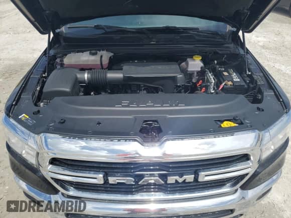 2020 Ram 1500 Big Horn z VIN 1C6RREFG2LN405483, wystawiony jako Copart lot #64309925 z przebiegiem 6 587 mil mil oraz Szkoda całkowita • Salvage title. Historia ofert i sprzedaży dostępna na DreamBid. Obrazek 11.