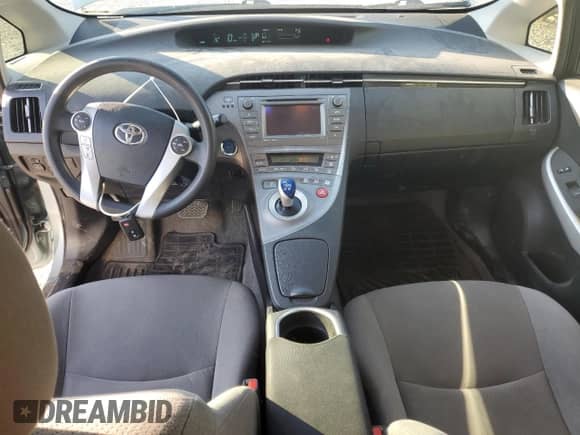 2015 Toyota Prius Two with VIN JTDKN3DU8F1909762, listed as a Copart auction lot 69941255 with 178,147 mi miles and Salvage title. Bid and sale history available at DreamBid. Image 8.