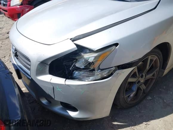 2014 Nissan Maxima SV z VIN 1N4AA5AP6EC470295, wystawiony jako IAAI lot #42551564 z przebiegiem 191 814 mil mil oraz . Historia ofert i sprzedaży dostępna na DreamBid. Obrazek 6.