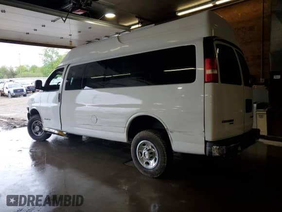 2009 Chevrolet Express Passenger с VIN 1GAHG39K491108724, выставлен на аукционе Copart как лот 57141425 с пробегом Не указан миль и Списание • Salvage title. История ставок и продаж доступна на DreamBid. Изображение 2.