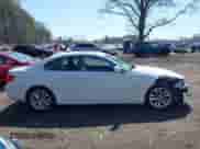 2012 BMW 3 Series 328i xDrive z VIN WBAKF5C54CE656573, wystawiony jako IAAI lot #41835379 z przebiegiem 99 654 mil mil oraz . Historia ofert i sprzedaży dostępna na DreamBid. Obrazek 14.