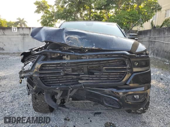 2020 Ram 1500 Big Horn z VIN 1C6RREFG2LN338139, wystawiony jako Copart lot #48244545 z przebiegiem 83 169 mil mil oraz Nie do naprawy • Non repairable. Historia ofert i sprzedaży dostępna na DreamBid. Obrazek 5.