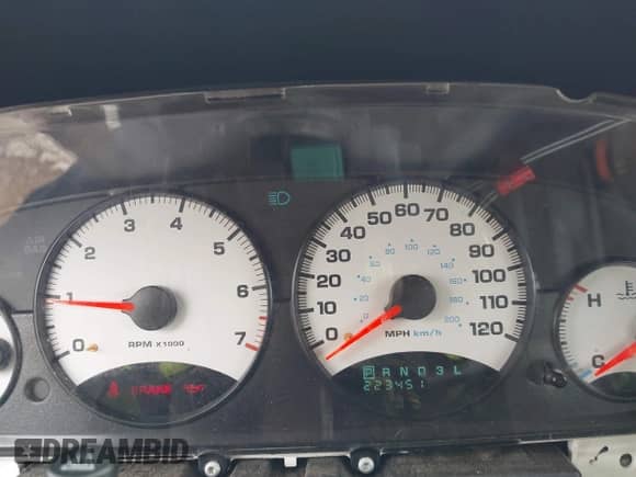 2002 Dodge Stratus SXT with VIN 1B3EL46X72N313353, listed as a IAAI auction lot 43379382 with 223,451 mi miles and . Bid and sale history available at DreamBid. Image 7.