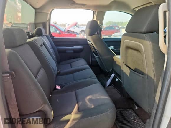 2013 Chevrolet Silverado 1500 LT with VIN 3GCPCSE05DG109775, listed as a Copart auction lot 81212185 with 167,445 mi miles and Salvage title. Bid and sale history available at DreamBid. Image 10.