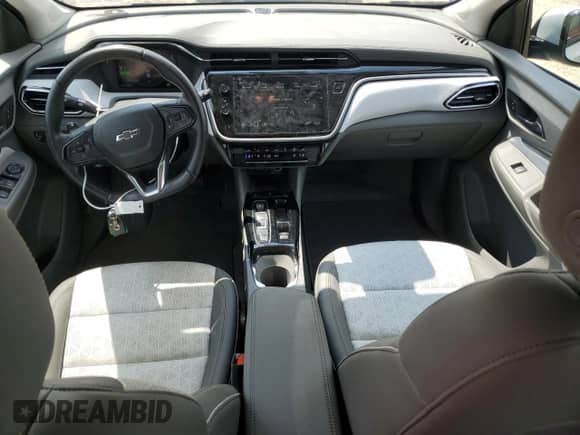 2023 Chevrolet Bolt EUV Premier с VIN 1G1FZ6S01P4191181, выставлен на аукционе Copart как лот 70897245 с пробегом 25 564 миль миль и Списание • Salvage title. История ставок и продаж доступна на DreamBid. Изображение 8.