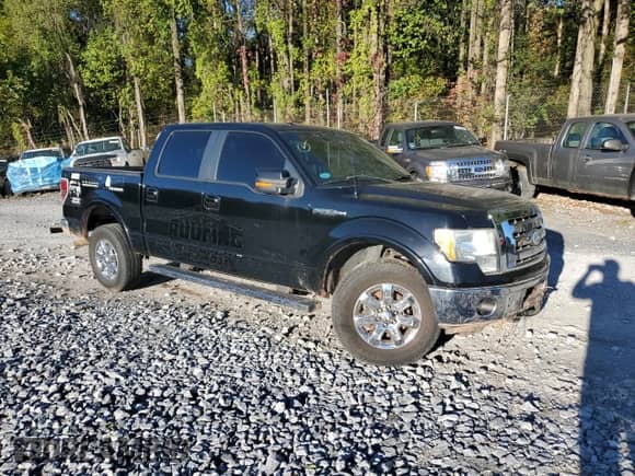 2011 Ford F-150 Lariat with VIN 1FTFW1EF3BFD04225, listed as a Copart auction lot 84556155 with 228,102 mi miles and Salvage title. Bid and sale history available at DreamBid. Image 4.