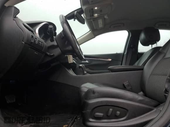 2014 Chevrolet Impala LT with VIN 2G1125S30E9201485, listed as a Copart auction lot 82442795 with 113,776 mi miles and Salvage title. Bid and sale history available at DreamBid. Image 7.