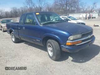 1998 Chevrolet S-10 LS с VIN 1GCCS19X2W8193372, выставлен на аукционе IAAI как лот 41816191 с пробегом 209 766 миль миль и . История ставок и продаж доступна на DreamBid. Изображение 1.