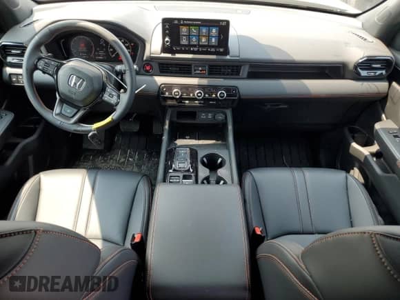 2025 Honda Pilot TrailSport with VIN 5FNYG1H61SB108032, listed as a Copart auction lot 66151355 with 3,935 mi miles and Salvage title. Bid and sale history available at DreamBid. Image 8.