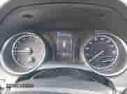 2021 Toyota Camry SE Nightshade z VIN 4T1G11AK8MU585082, wystawiony jako IAAI lot #43245347 z przebiegiem 88 301 mil mil oraz . Historia ofert i sprzedaży dostępna na DreamBid. Obrazek 7.