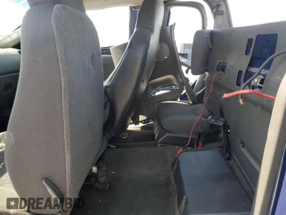 2005 Chevrolet Colorado LS Z71 с VIN 1GCDS196458117114, выставлен на аукционе Copart как лот 62547165 с пробегом 107 512 миль миль и Списание • Salvage title. История ставок и продаж доступна на DreamBid. Изображение 10.