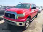2007 Toyota Tundra SR5 z VIN 5TBET54147S455673, wystawiony jako IAAI lot #41940386 z przebiegiem 331 554 mil mil oraz . Historia ofert i sprzedaży dostępna na DreamBid. Obrazek 2.