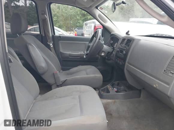 2006 Dodge Dakota ST with VIN 1D7HE28KX6S605264, listed as a IAAI auction lot 43382774 with 158,571 mi miles and . Bid and sale history available at DreamBid. Image 5.