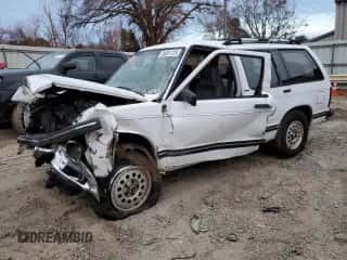 1994 Chevrolet Blazer с VIN 1GNDT13W4R0178898, выставлен на аукционе Copart как лот 89397725 с пробегом 220 398 миль миль и Списание • Salvage title. История ставок и продаж доступна на DreamBid. Изображение 1.