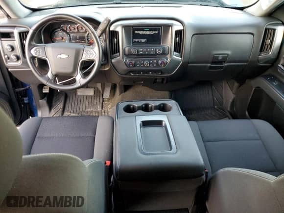 2018 Chevrolet Silverado 1500 LT с VIN 1GCVKREH8JZ147411, выставлен на аукционе Copart как лот 71670135 с пробегом 48 414 миль миль и Чистый • Clean title. История ставок и продаж доступна на DreamBid. Изображение 8.