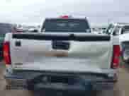 2011 Chevrolet Silverado 1500 LT z VIN 3GCPKSE38BG358968, wystawiony jako IAAI lot #43393436 z przebiegiem 187 947 mil mil oraz . Historia ofert i sprzedaży dostępna na DreamBid. Obrazek 16.