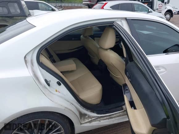 2014 Lexus IS 250 с VIN JTHCF1D29E5003095, выставлен на аукционе IAAI как лот 42947055 с пробегом 222 176 миль миль и . История ставок и продаж доступна на DreamBid. Изображение 8.