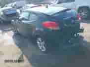 2013 Hyundai Veloster w/Black Int z VIN KMHTC6AD1DU112468, wystawiony jako IAAI lot #42756467 z przebiegiem 160 014 mil mil oraz . Historia ofert i sprzedaży dostępna na DreamBid. Obrazek 3.