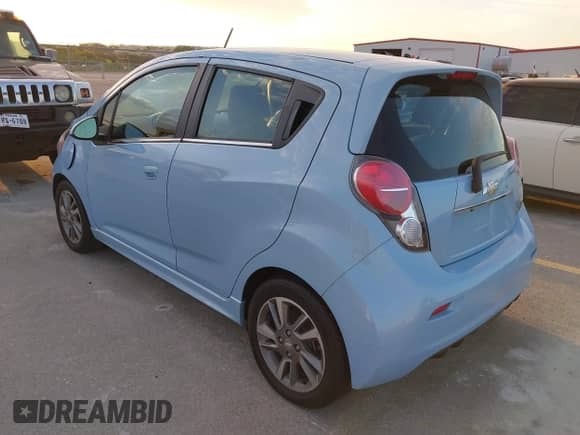2015 Chevrolet Spark LT with VIN KL8CL6S04FC704111, listed as a IAAI auction lot 43100577 with 58,688 mi miles and . Bid and sale history available at DreamBid. Image 3.