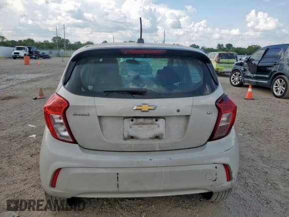2016 Chevrolet Spark LS с VIN KL8CB6SA1GC620549, выставлен на аукционе Copart как лот 69426555 с пробегом 154 452 миль миль и Списание • Salvage title. История ставок и продаж доступна на DreamBid. Изображение 6.
