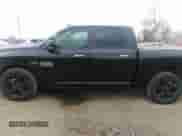 2017 Ram 1500 Lone Star z VIN 3C6RR6LT1HG787500, wystawiony jako IAAI lot #41260392 z przebiegiem 115 261 mil mil oraz . Historia ofert i sprzedaży dostępna na DreamBid. Obrazek 14.