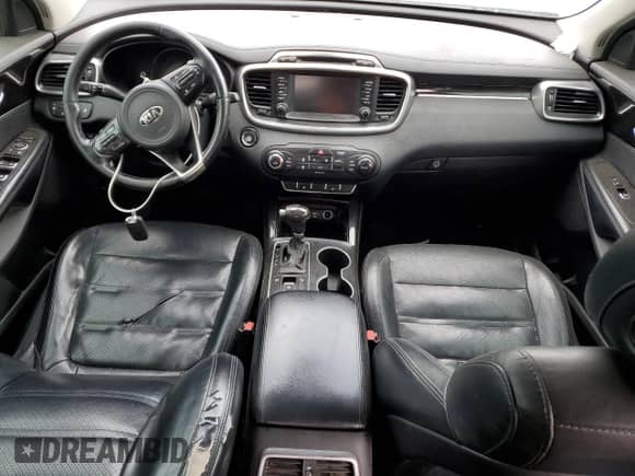 2017 Kia Sorento EX with VIN 5XYPH4A12HG295663, listed as a Copart auction lot 84438215 with 121,658 mi miles and Clean title. Bid and sale history available at DreamBid. Image 8.