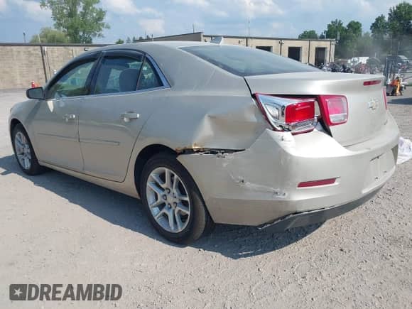 2013 Chevrolet Malibu Eco с VIN 1G11D5SR3DF165859, выставлен на аукционе IAAI как лот 42697822 с пробегом 87 147 миль миль и . История ставок и продаж доступна на DreamBid. Изображение 3.