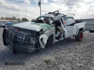 2016 Chevrolet Silverado 2500HD High Country z VIN 1GC1KXE81GF126123, wystawiony jako Copart lot #49087505 z przebiegiem Nie podano mil oraz Szkoda całkowita • Salvage title. Historia ofert i sprzedaży dostępna na DreamBid. Obrazek 1.