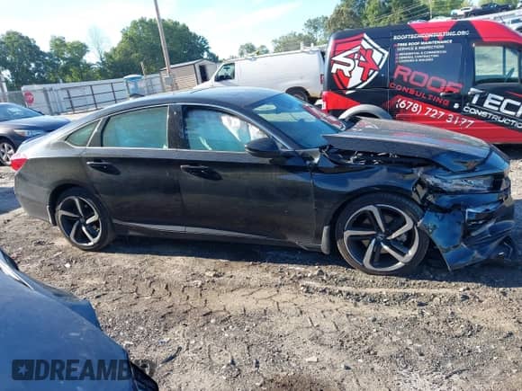 2020 Honda Accord Sport с VIN 1HGCV2F38LA003238, выставлен на аукционе IAAI как лот 42813001 с пробегом 95 302 миль миль и . История ставок и продаж доступна на DreamBid. Изображение 13.