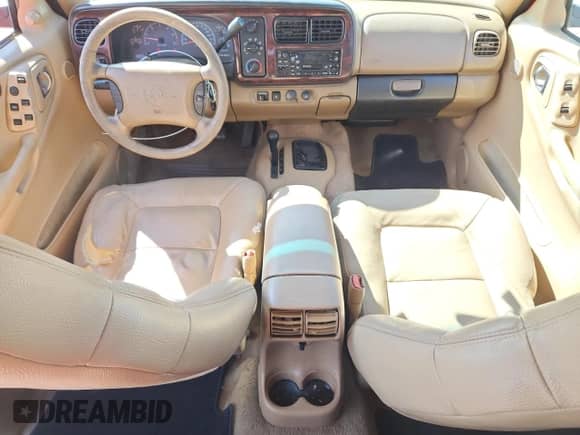 2000 Dodge Durango with VIN 1B4HS28Z9YF104374, listed as a Copart auction lot 82122685 with 190,441 mi miles and Salvage title. Bid and sale history available at DreamBid. Image 8.
