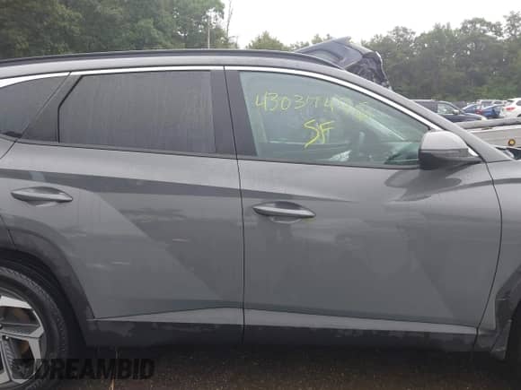 2024 Hyundai Tucson SEL with VIN 5NMJFCDE8RH372970, listed as a IAAI auction lot 43037496 with 32,958 mi miles and . Bid and sale history available at DreamBid. Image 14.