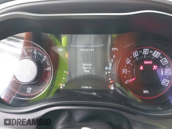 2019 Dodge Challenger SXT z VIN 2C3CDZAG6KH669989, wystawiony jako IAAI lot #43333069 z przebiegiem 161 866 mil mil oraz . Historia ofert i sprzedaży dostępna na DreamBid. Obrazek 7.