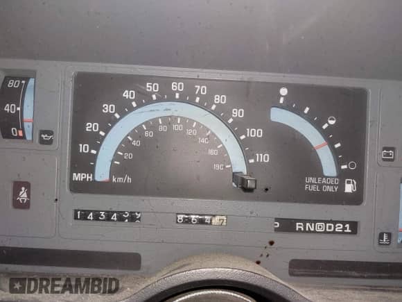 1993 Chevrolet Blazer z VIN 1GNDT13W2P2202181, wystawiony jako IAAI lot #42563244 z przebiegiem 143 439 mil mil oraz . Historia ofert i sprzedaży dostępna na DreamBid. Obrazek 7.