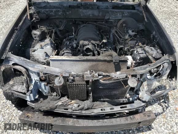 2004 Toyota Tundra SR5 z VIN 5TBBT44104S452083, wystawiony jako Copart lot #62192855 z przebiegiem Nie podano mil oraz Nie do naprawy • Non repairable. Historia ofert i sprzedaży dostępna na DreamBid. Obrazek 11.