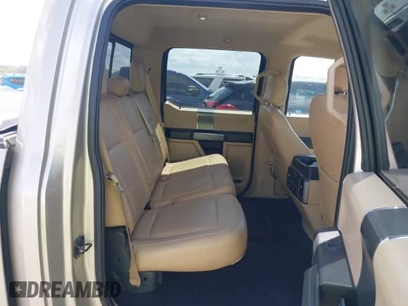 2017 Ford F-150 XL z VIN 1FTEW1CP0HFB09408, wystawiony jako IAAI lot #42593614 z przebiegiem 85 321 mil mil oraz . Historia ofert i sprzedaży dostępna na DreamBid. Obrazek 8.