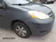 2010 Toyota Sienna CE с VIN 5TDKK4CC0AS309854, выставлен на аукционе IAAI как лот 43285095 с пробегом 342 642 миль миль и . История ставок и продаж доступна на DreamBid. Изображение 18.