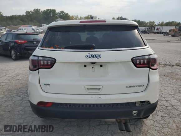 2019 Jeep Compass Limited z VIN 3C4NJCCB3KT814814, wystawiony jako Copart lot #81317435 z przebiegiem 129 431 mil mil oraz Szkoda całkowita • Salvage title. Historia ofert i sprzedaży dostępna na DreamBid. Obrazek 6.