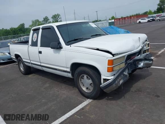 1996 GMC Sierra 1500 z VIN 2GTEC19R6T1533497, wystawiony jako IAAI lot #42258796 z przebiegiem 350 216 mil mil oraz . Historia ofert i sprzedaży dostępna na DreamBid. Obrazek 1.