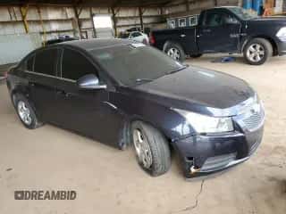 2014 Chevrolet Cruze 1LT с VIN 1G1PC5SB0E7396052, выставлен на аукционе Copart как лот 82611565 с пробегом Не указан миль и Списание • Salvage title. История ставок и продаж доступна на DreamBid. Изображение 4.