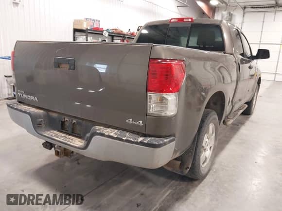 2011 Toyota Tundra с VIN 5TFUY5F16BX171501, выставлен на аукционе IAAI как лот 42282175 с пробегом 281 311 миль миль и . История ставок и продаж доступна на DreamBid. Изображение 4.