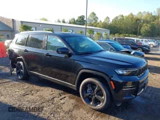 2025 Jeep Grand Cherokee Limited z VIN 1C4RJKBGXS8674655, wystawiony jako IAAI lot #43373003 z przebiegiem 4 275 mil mil oraz . Historia ofert i sprzedaży dostępna na DreamBid. Obrazek 1.