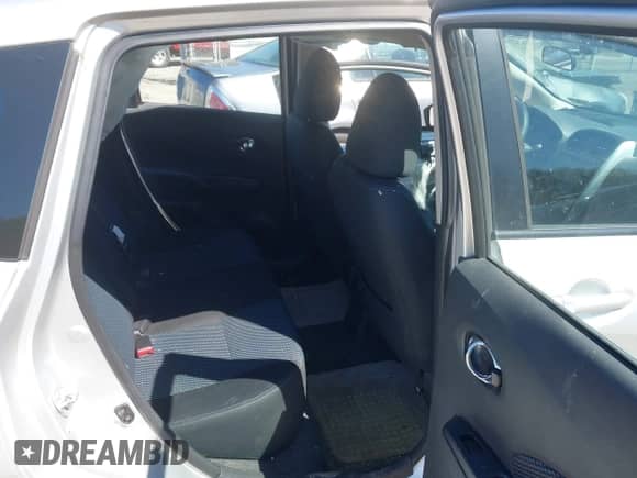 2016 Nissan Note S with VIN 3N1CE2CP8GL371295, listed as a IAAI auction lot 42025853 with 192,653 mi miles and . Bid and sale history available at DreamBid. Image 8.